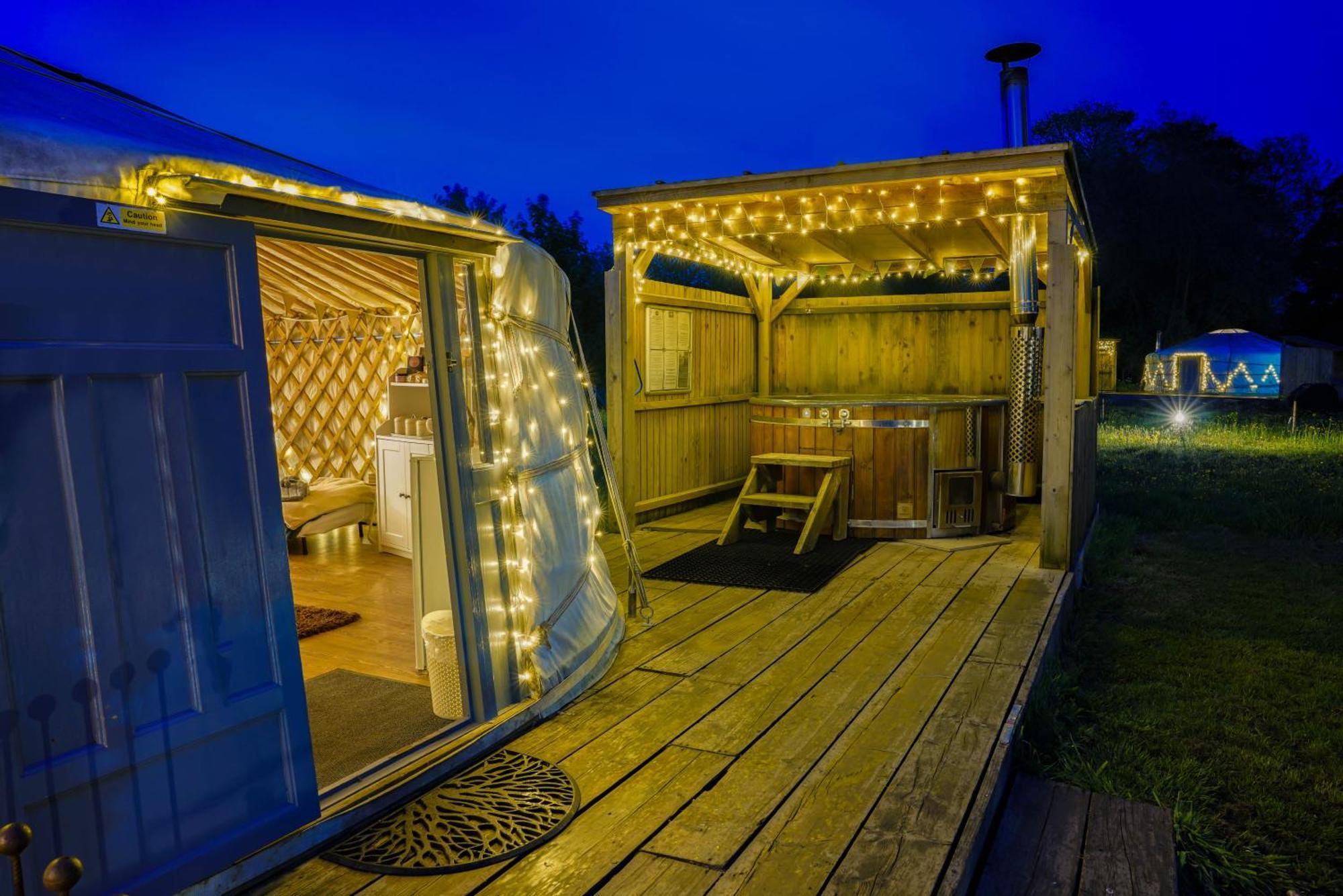 Glamp And Tipple Ltd Ξενοδοχείο Great Ellingham Εξωτερικό φωτογραφία