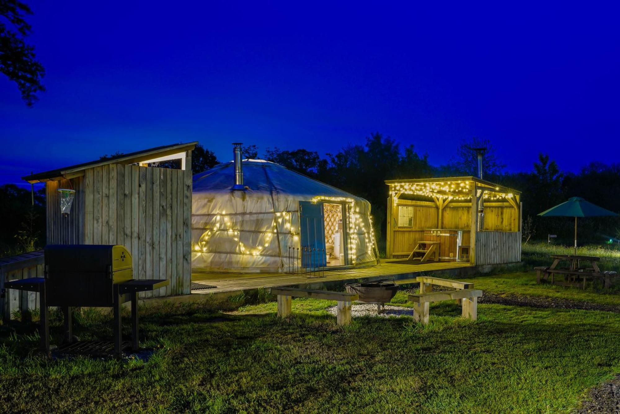Glamp And Tipple Ltd Ξενοδοχείο Great Ellingham Εξωτερικό φωτογραφία
