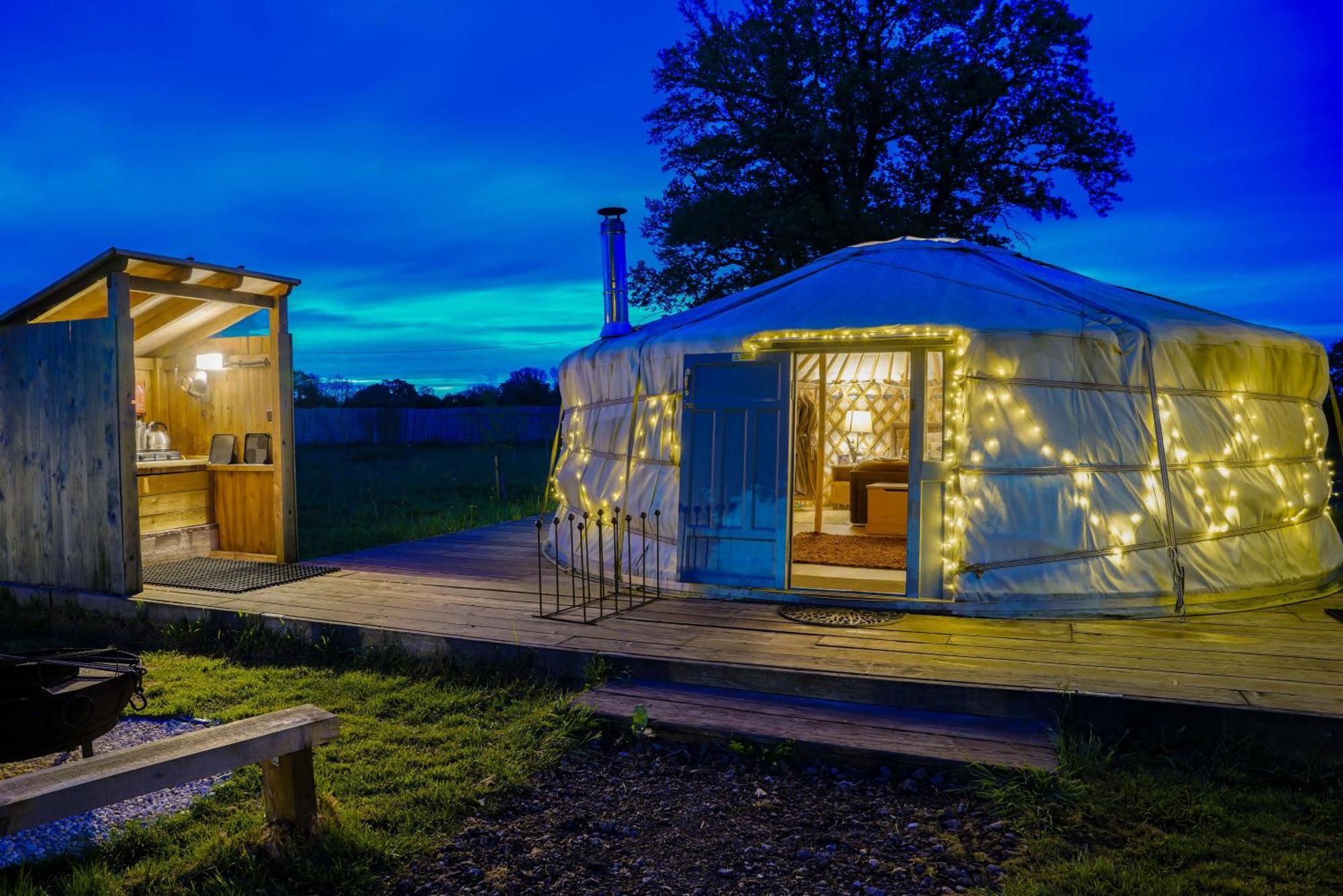 Glamp And Tipple Ltd Ξενοδοχείο Great Ellingham Εξωτερικό φωτογραφία